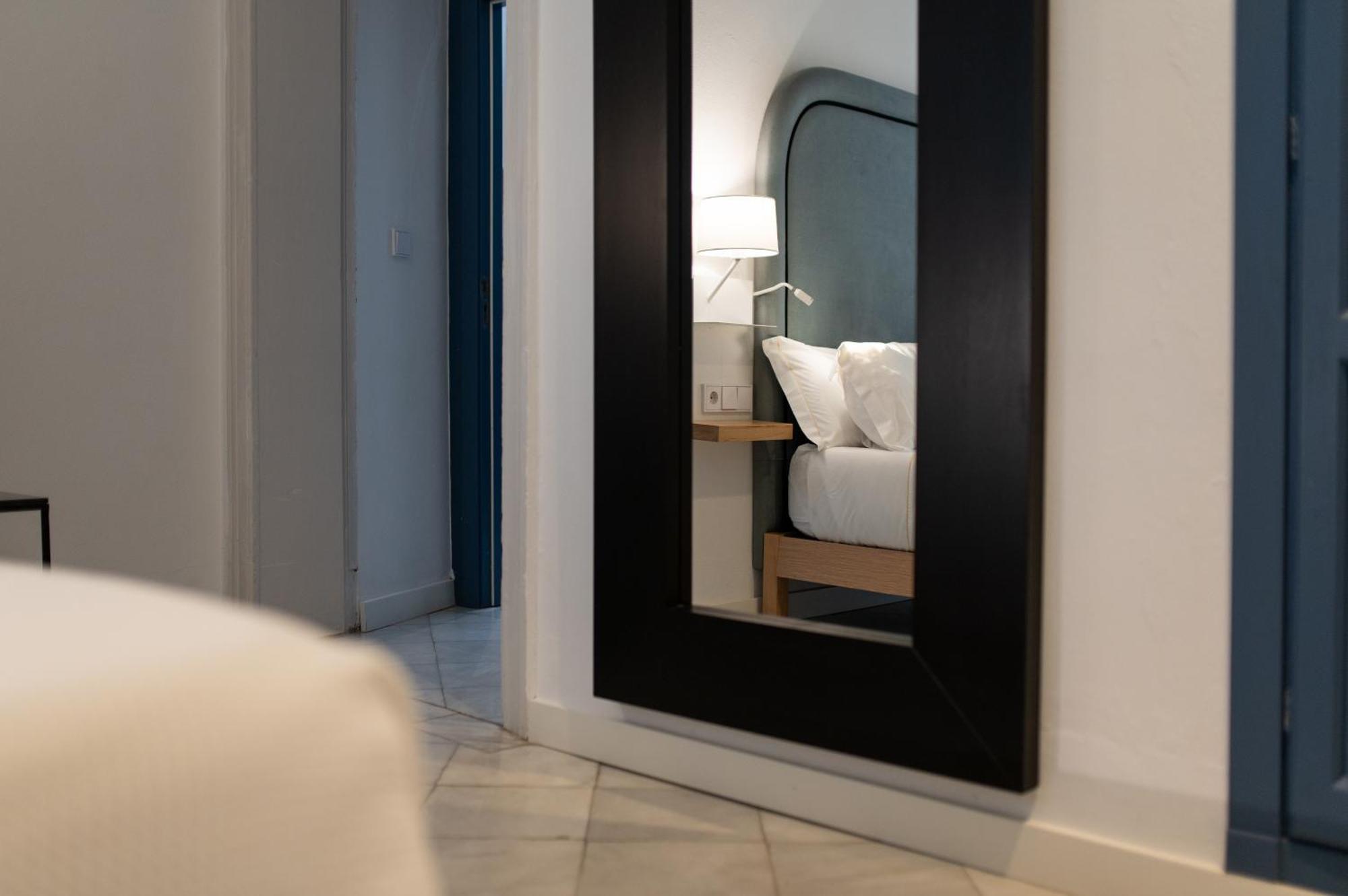 Apartahotel Siglo XIX Tarifa Bagian luar foto